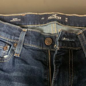 Two pairs of Hollister skinny epic flex 28x30
